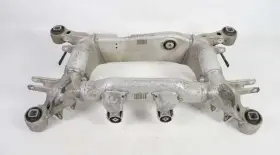 33316770828 Bmw E60 5-series Rear Sub Frame Suspension Axle Carrier K Member 2004-2010 Oem