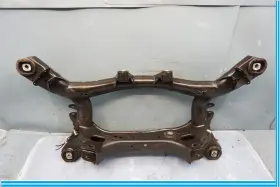 33316855896 Bmw 12-18 320i 328i F30 Rear Subframe Crossmember With Sway Bar Oem