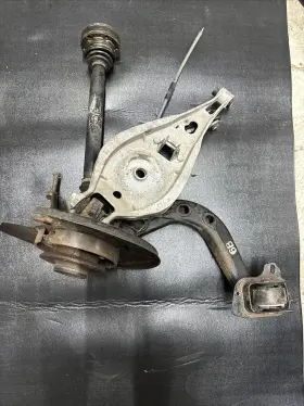 33322229686 Bmw Oem 2001-2006 E46 M3 Right Rear Suspension Spindle Trailing Arm Hub Set