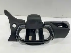 84289075 Chevrolet 18 - 21 Chevy Traverse Steering Column Housing W Cluster Bezel Trim And Vent Oem