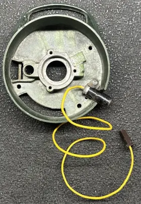 3575235 Chrysler/dodge/plymouth/mopar 09104 1970-74 Barracuda/challenger/charger Upper Steering Column Collar