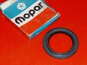 3634275 Dodge Nos Mopar 1972 1973 Truck 4wd Steering Knuckle Spindle Oil Seal