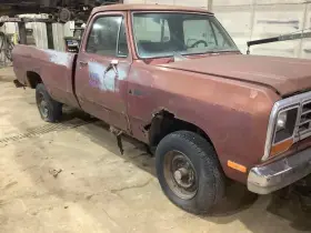 435-01230a Dodge Truck Rear Axle 4wd W Models 10 Bolt Cover Fits 81-88 250 Pickup 128425