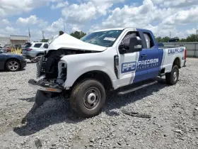 435.fd8323 Ford 2023 F250 Srw 3.73 10.5 S455a Electric Locking 15k Miles