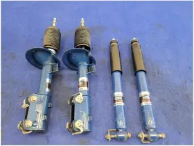 599.fd1h12 Ford 2005-2014 Mustang Gt500 Coupe Racing Tokico Dynamic Struts Shocks 2812