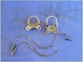 599.fd1h14 Ford 2011-2014 Mustang Gt S197 Pair Rear Anti-moan Brackets Abs Harness 2829