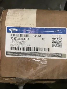 5c3z-3b203-ba Ford Insulator Radius Arm Bushing 2 Pieces As Shown 5c3z-3b203-ba Ford Insulator Radius Arm Bushing 2 Pieces As Shown