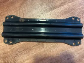 8v2z-58108k38-a Ford 8v2z58108k38a Oem Crossmember Support Bracket -