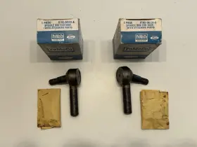 C1uz-3a131-a Ford C1uz-3a130-a 1961-1963 Fomoco Econoline Nos Tie Rod End Pair