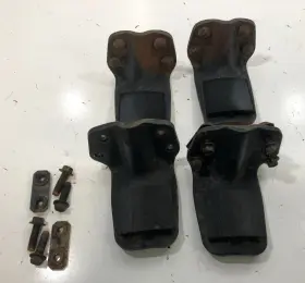 Eotz5700b Ford 99 To 07 F250 F350 Auxiliary Rear Forward Leaf Spring Brackets Set Of 4 Oem