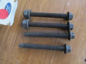 N800442-s2 Ford Nos Front Body Mount Bolts Bronco Ranger F150 Explorer Oem