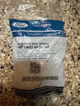 W719652-s439 Ford Genuine Oem Mount Bushing Bolt Maverick And Bronco Spor W719652-s439 Ford Genuine Oem Mount Bushing Bolt Maverick And Bronco Spor
