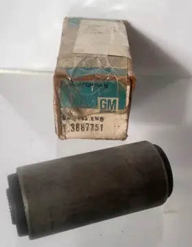 3887751 General Motors Nos Gm 1967-1991 Chevrolet Gmc Truck Suv 4wd Front Leaf Spring Bushing
