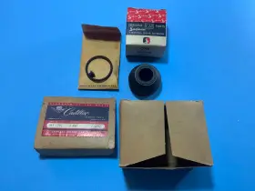 General Motors #5676430 1961 1962 Cadillac Nos Lower Ball Joint Seal Kit Set