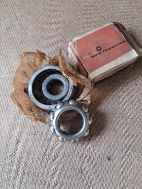 909667 General Motors 1958-62 Chevy Corvette Trucks Front Wheel Bearing Cup Race Nd Nos Gm
