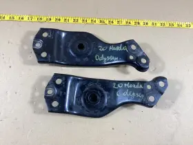 50377thra01 Honda 2018-2022 Odyssey Elite Rear Right And Left Side Subframe Stay Bracket Oem