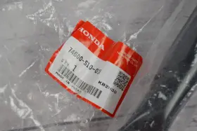 74600-s10-010 Honda Passenger Side Rear Frame Brace New Sealed