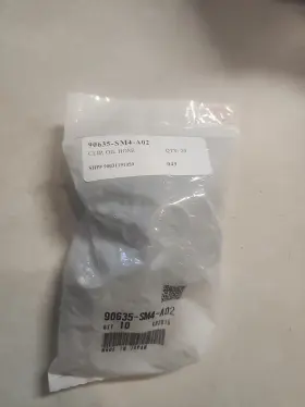 90635-sm4-a02 Honda Genuine Clip Oil Hose