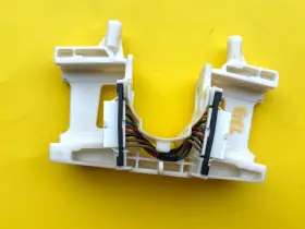 201003829 Hyundai 2009-2014 Genesis Steering Column Switch Housing Bracket Oem