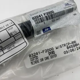 83241-f2000 Hyundai Genuine Parts 83241 F2000 With Strip-rr Dr Belt I/s Rh
