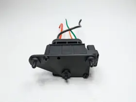Aw933b486 Jaguar 2013 - 2015 Oem Xj Air Suspension Control Solenoid Valve