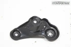 62477-s2000 Kia 2020-24 Telluride Front Suspension Subframe Right Rearward Stay Bracket Oem
