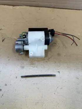 0390201705 Land Rover 03-09 Range Steering Column Electric Telescopic Power Motor
