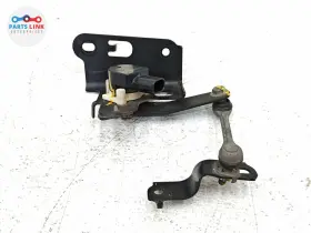 Lexus 8940711010 2018-25 Ls500 Rear Right Headlight Ride Height Level Sensor Assembly Rwd