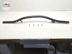 670033127 Maserati 2017-20 Levante Front Strut Tower Crossmember Brace Mount Support M161