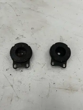 3947-b1-f Mazda 1990-2005 Miata Oem Rear Differential Diff Bushing Mount Set Na Nb 90-05