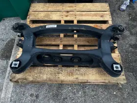 477-50392 Mercedes-benz 2005-11 Slk350 Slk 350 R171 Rear Subframe Crossmember