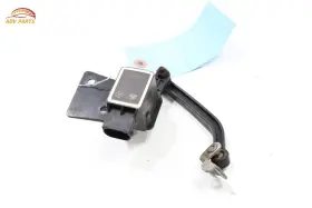 A1643280140 Mercedes-benz Gl450 X164 Front Left Side Headlight Height Level Sensor Oem 2007-12