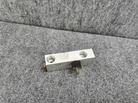A2203200251 Mercedes-benz Hydraulic Suspension Distributor Valve Block W220 W215 Cl600 S600 Oem