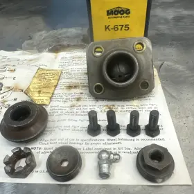 K-675 Moog 1955-1956-1957 Chevrolet Usa Lower Ball Bel-air 150 210 Corvette