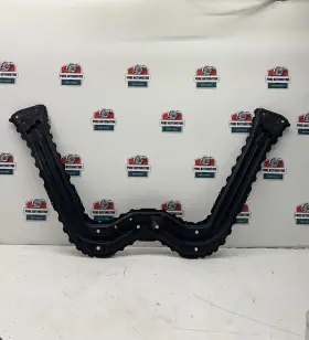 74870-cd200 Nissan 2003-2008 350z Coupe Rear Subframe Bracket W Brace Oem