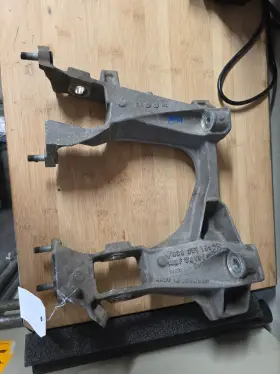 9863311517r Porsche 9863311517 1997-2004 Boxster Left Rear Subframe Bracket 9863311517r. Oem Used