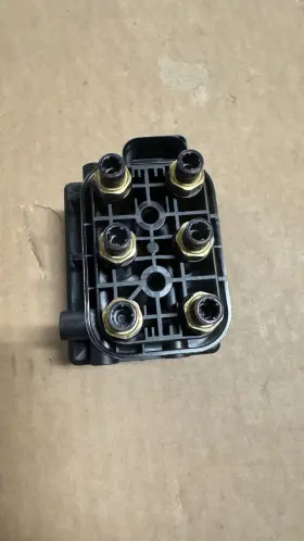 6006406-00-a Tesla Oem Model S 2012-2015 Air Suspension Main Solenoid