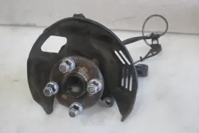 515-58639l Toyota 2000 Mr2 Spyder Left Driver Side Front Spindle Knuckle Hub Minor Damage