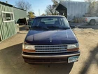 Passenger Axle Shaft Front Cylinder Fwd Fits 92-95 Caravan 1069761 Used. Price: $85.00.